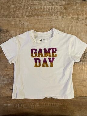 Girls game day sequin game day shirt size 5. EUC